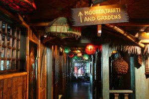The hallway leading thru the Mai-Kai show room and on to Moorea, Tahiti, and the Gardens