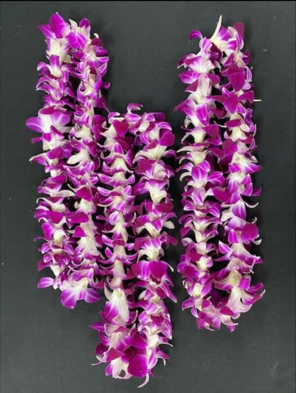 Valentine's Day lei's for sale at MAI-KAI